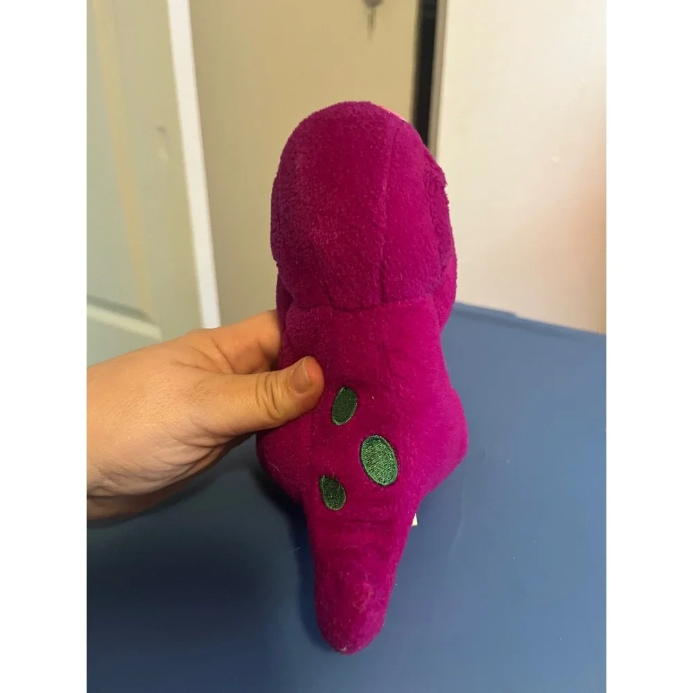 Vintage 1992 Barney‎ the Dinosaur Plush Dakin Lyons Group Purple 7 Inch Toy